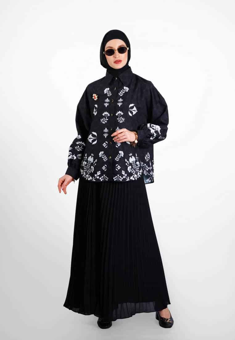 VZ Nourelle Top - Black - Image 5