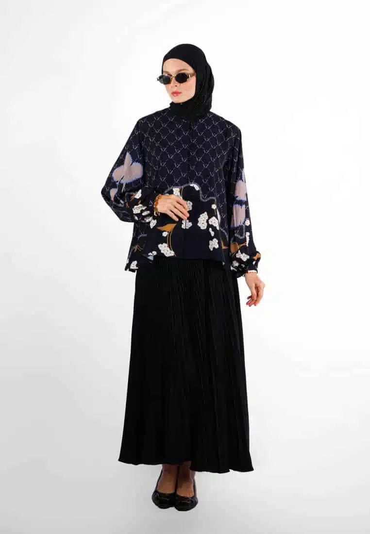 VZ Qaisyaraa Top - Black - Image 2