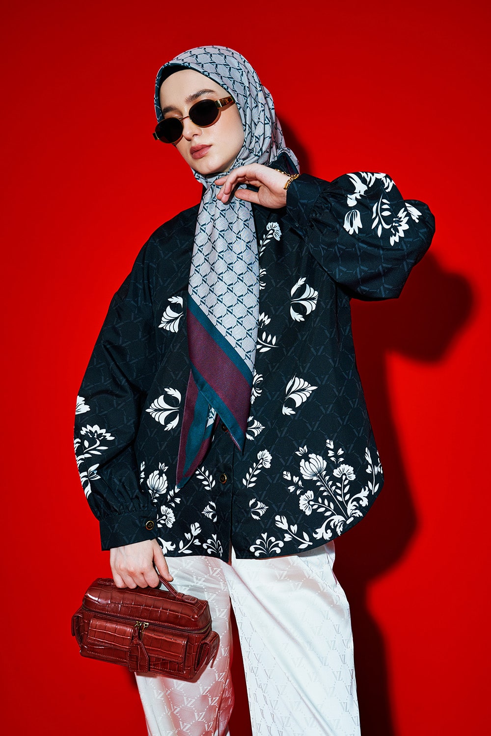 VZ Nourelle Top - Black - Image 5