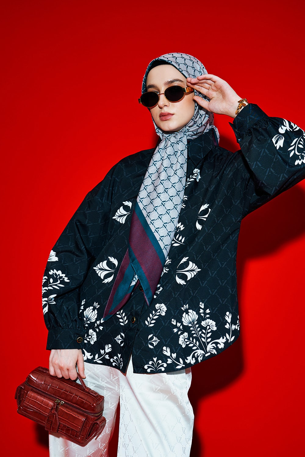 VZ Nourelle Top - Black - Image 4