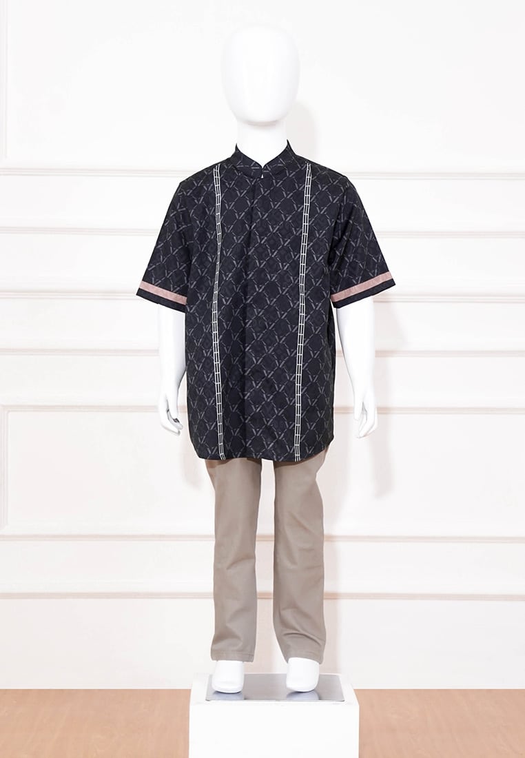 VZ Qaisyaraa Shirt Boy - Black