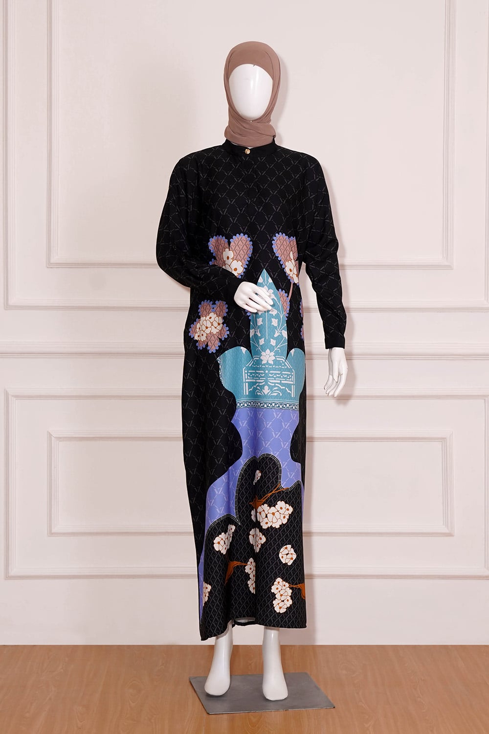 VZ Qaisyaraa Kaftan - Black