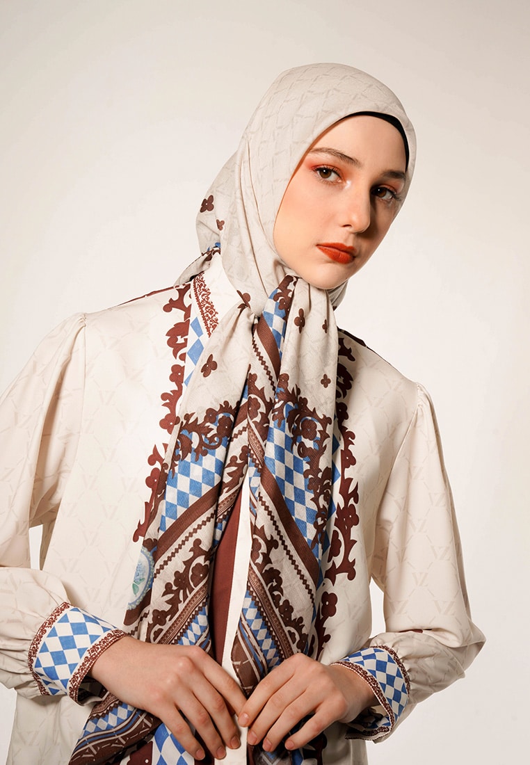 VZ Clemyra Scarf - Ivory