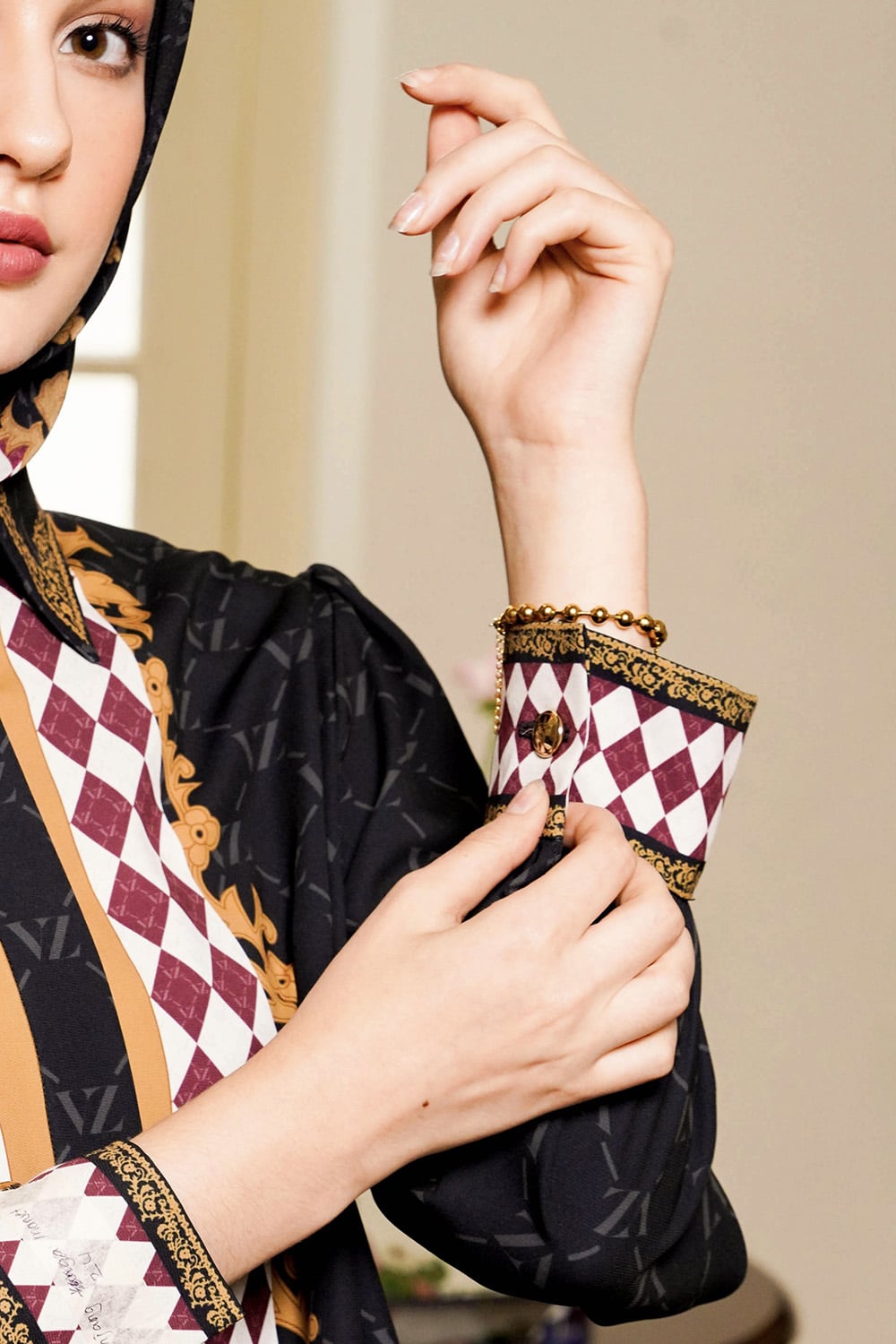 VZ Clemyra Top - Black - Image 5