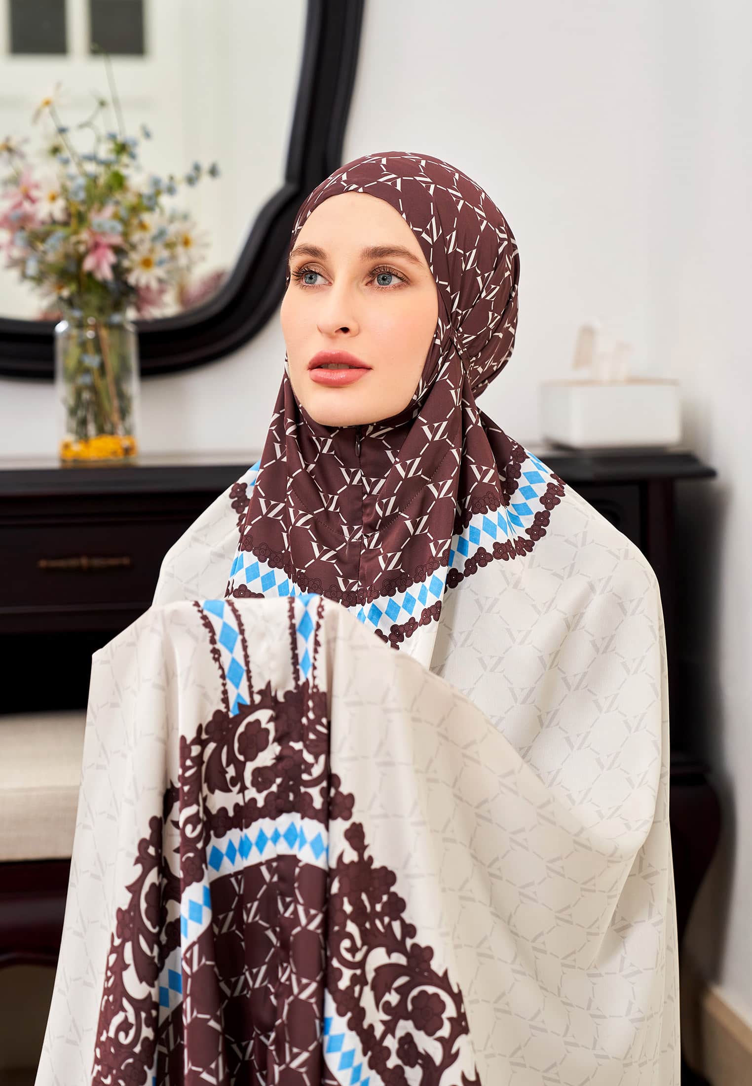 VZ Clemyra Prayer Set - Ivory - Image 6