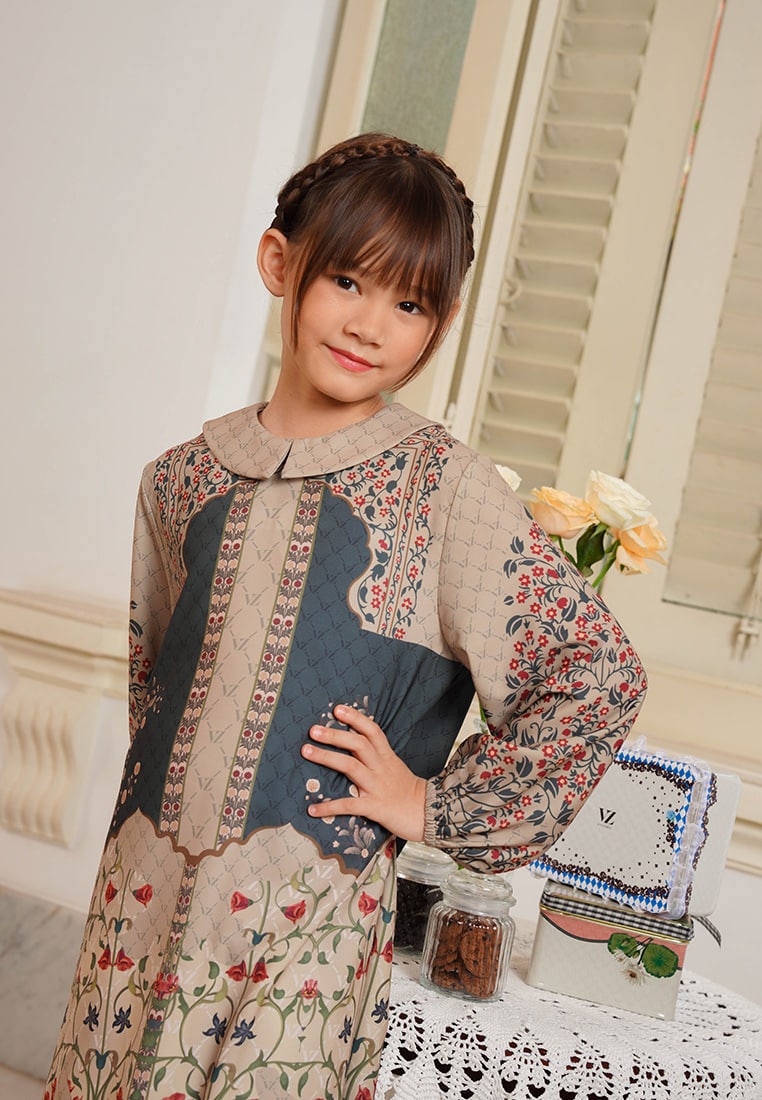 VZ Hannaquin Little Dress - Almond Green - Image 3