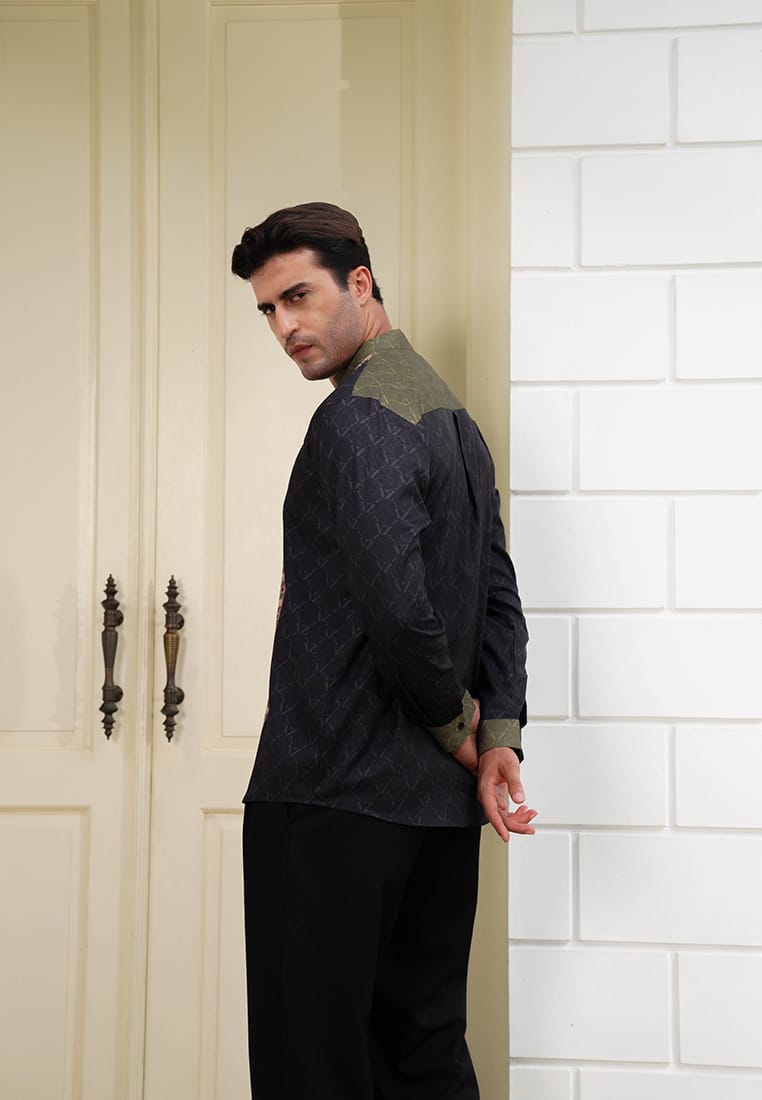 VZ Hannaquin Long Shirt - Black Olive - Image 8