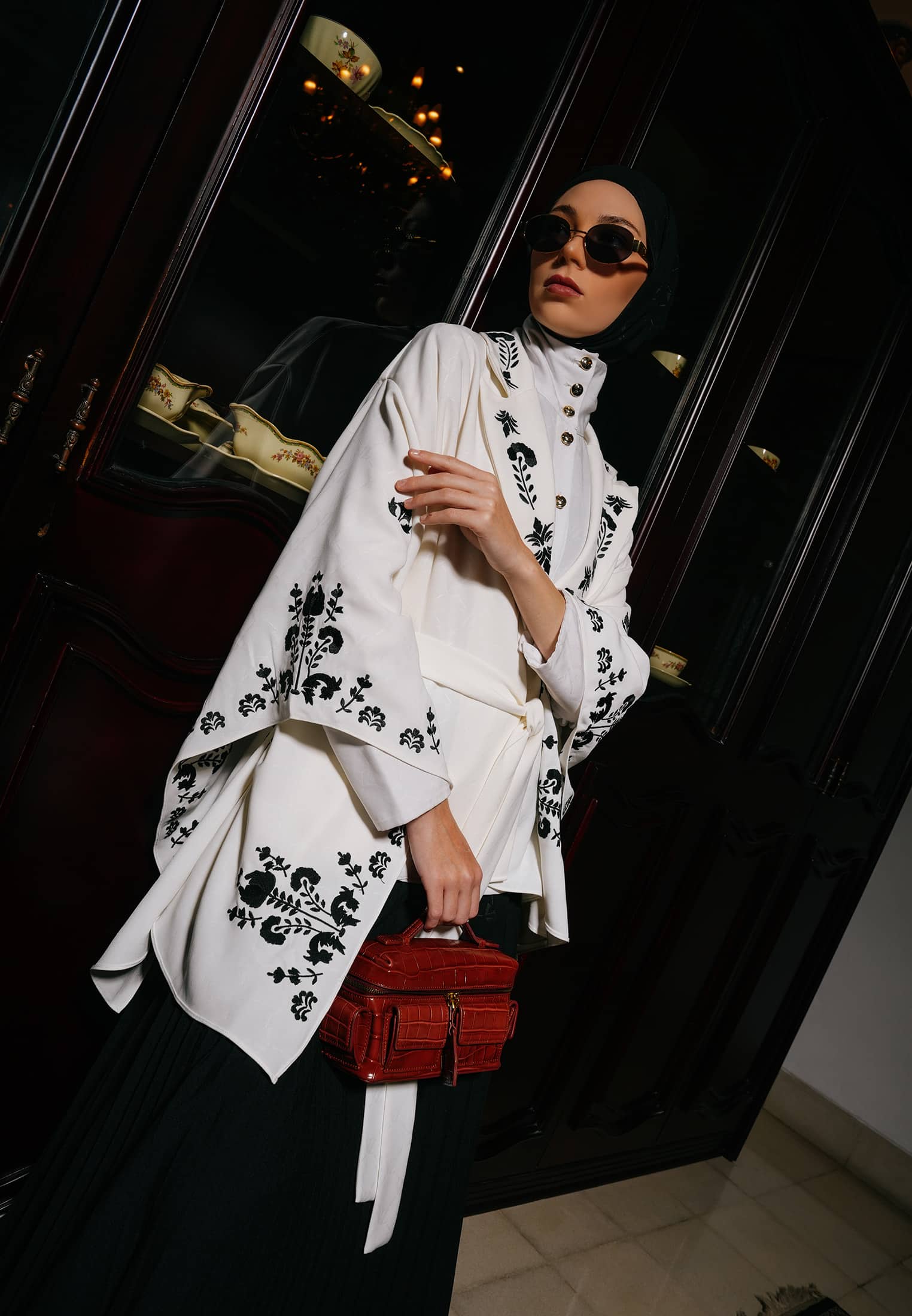 VZ Alresqha Outer - Broken White - Image 5