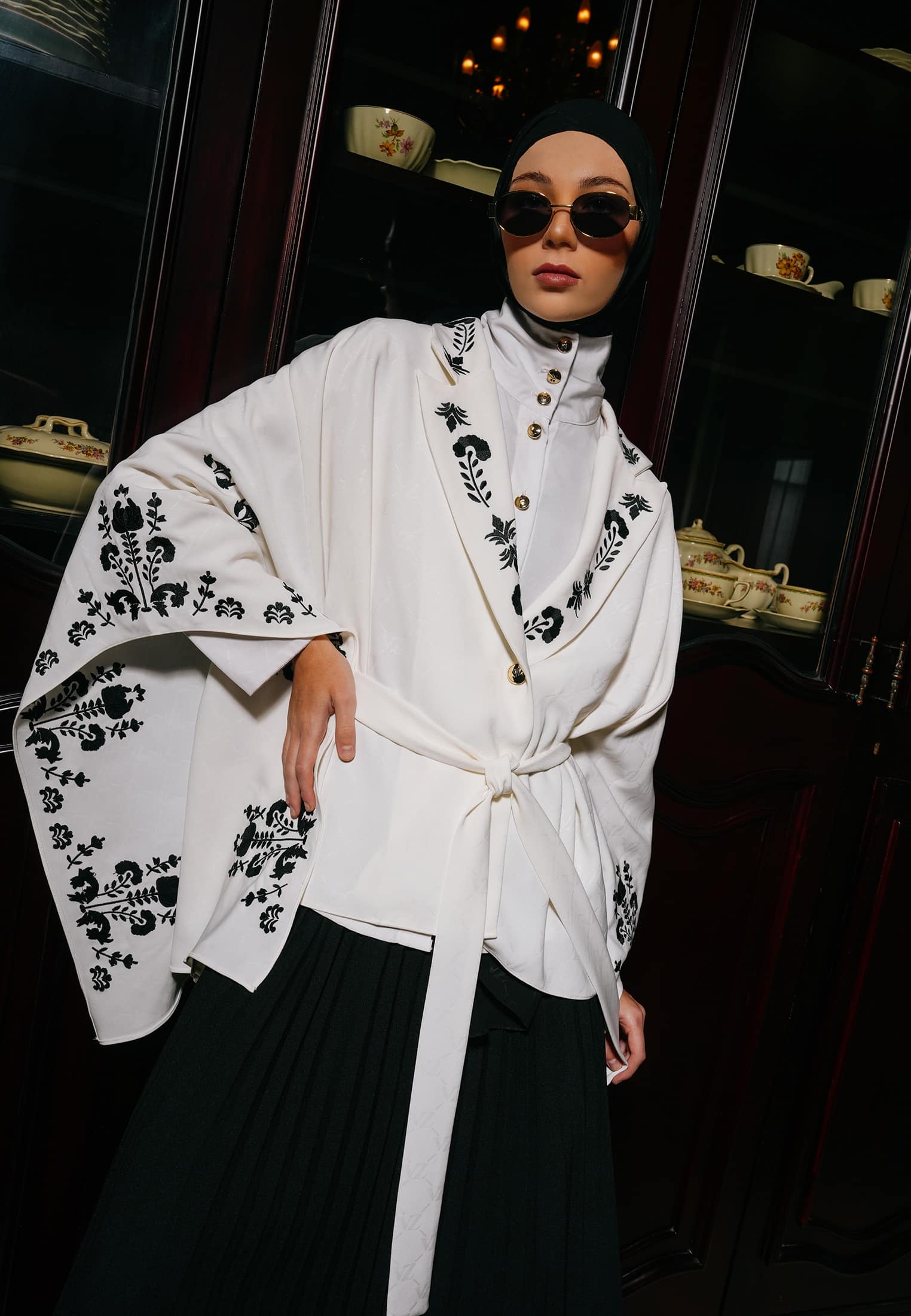 VZ Alresqha Outer - Broken White - Image 4