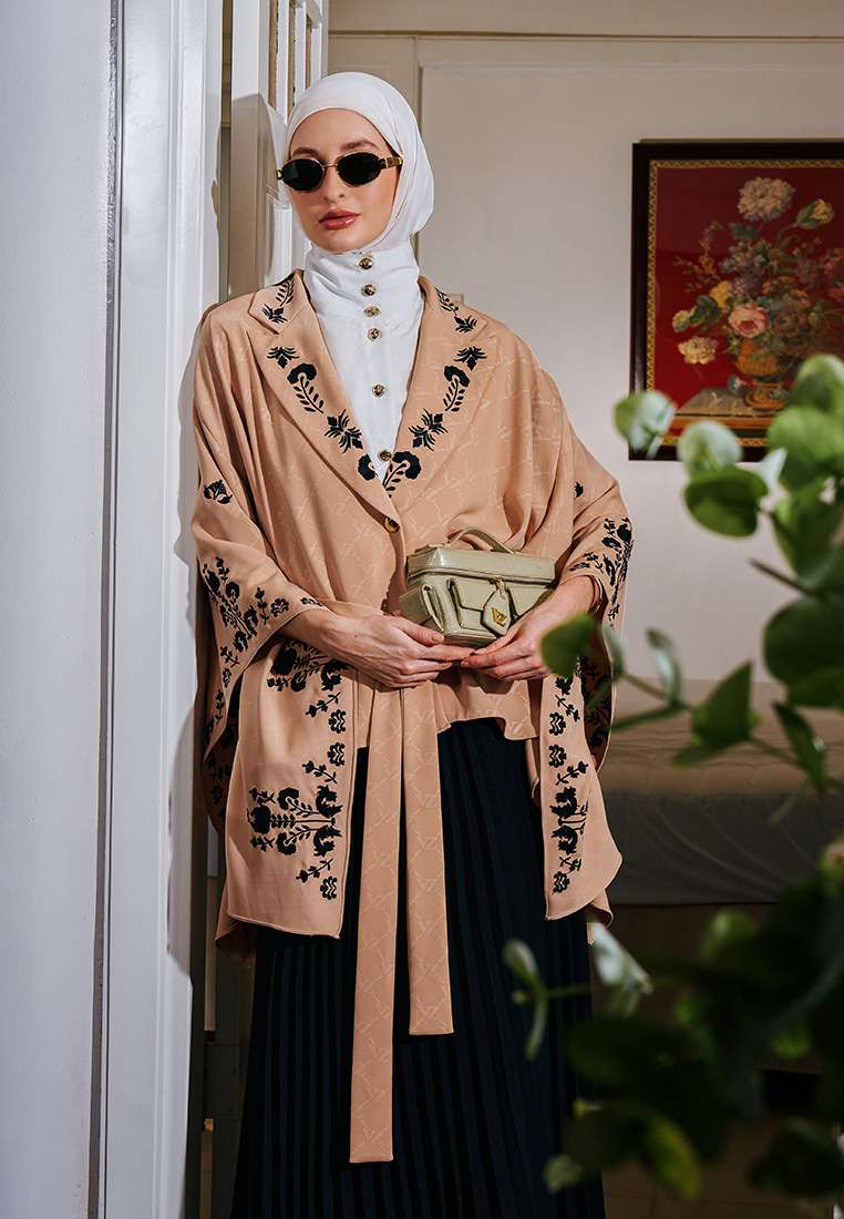 VZ Alresqha Outer - Bisque