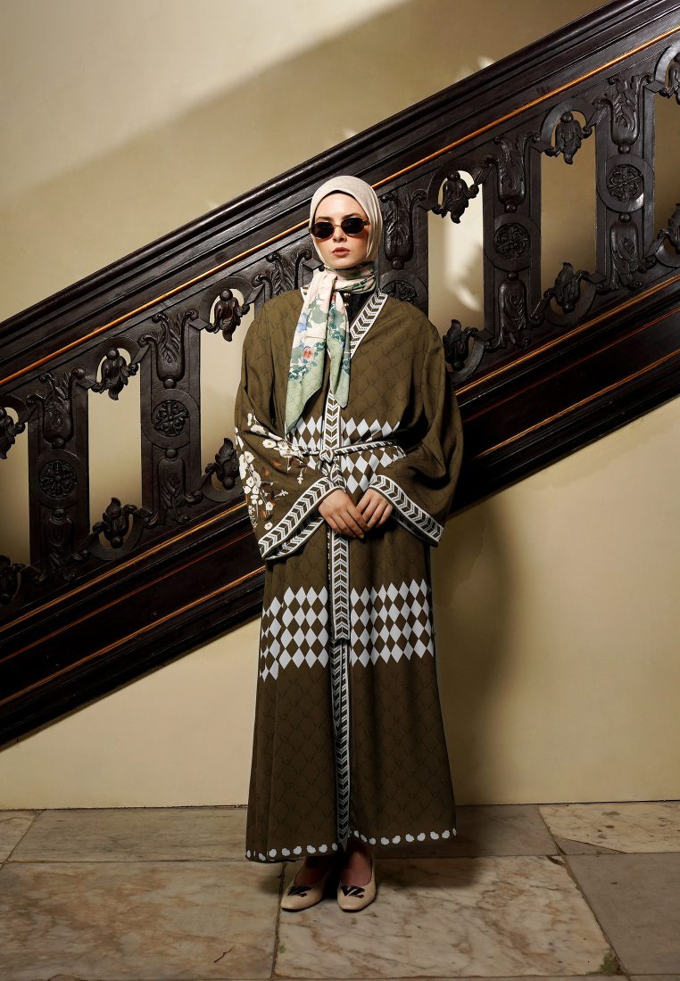 VZ Llaryona Abaya - Olive
