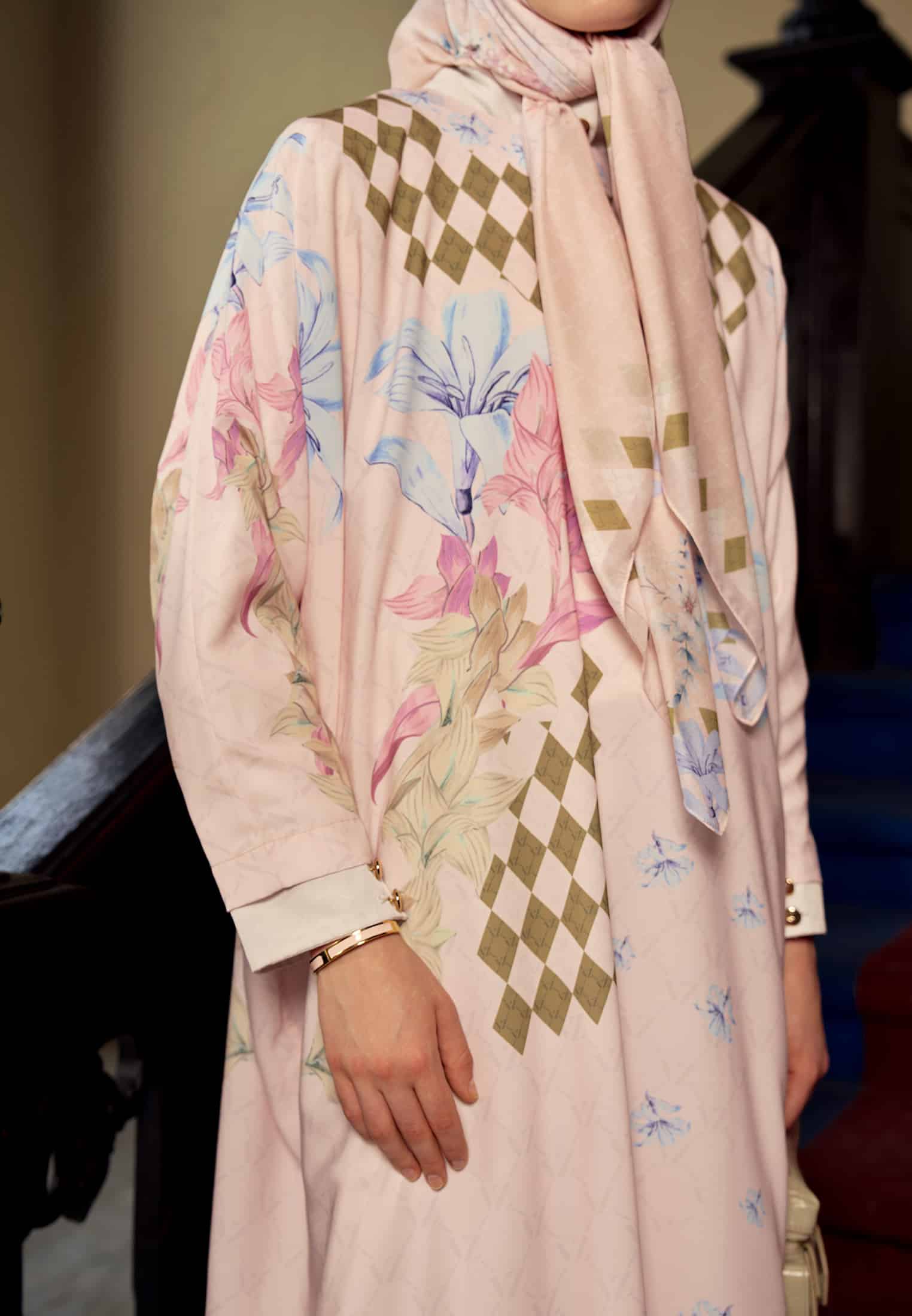 VZ Tavieraa Kaftan - Powder Blush - Image 2