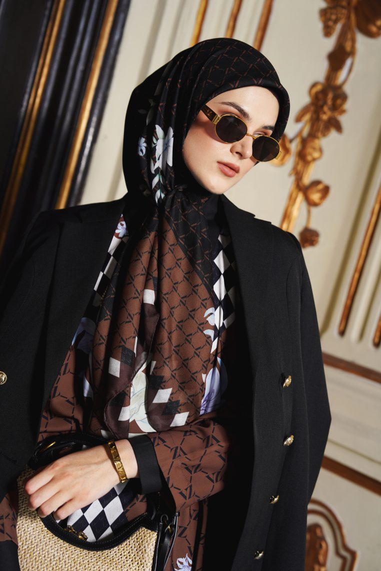 VZ Tavieraa Scarf - Brunette