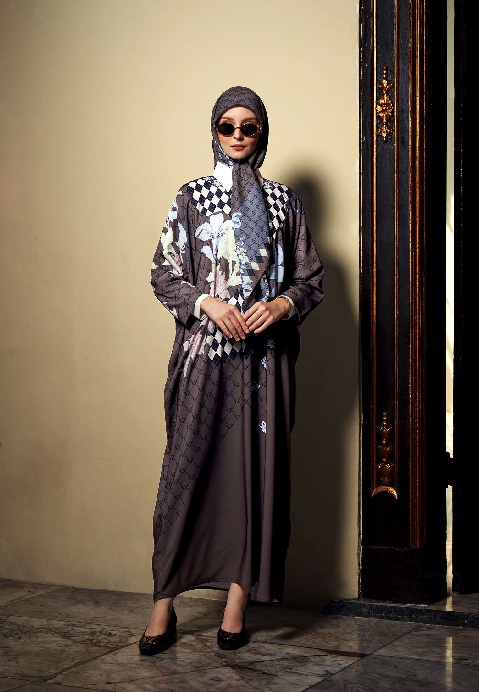 VZ Tavieraa Kaftan - Charcoal
