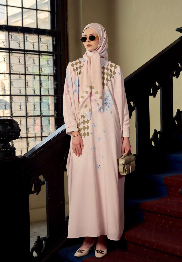 VZ Tavieraa Kaftan - Powder Blush