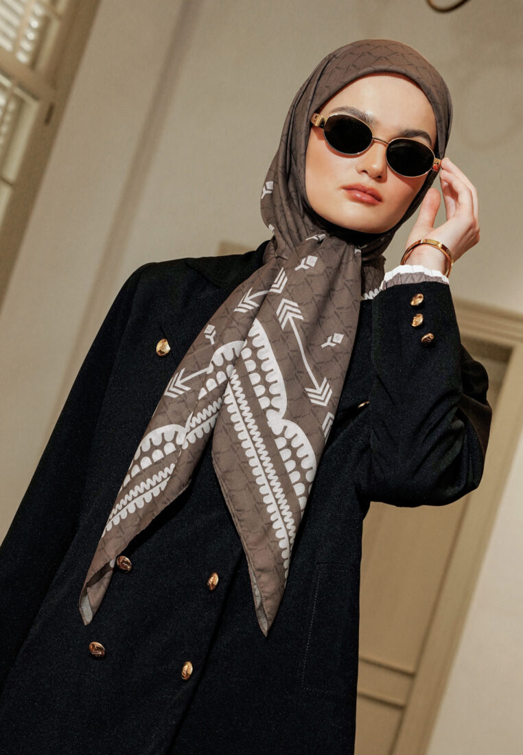 VZ Mavelyn Scarf - Brown