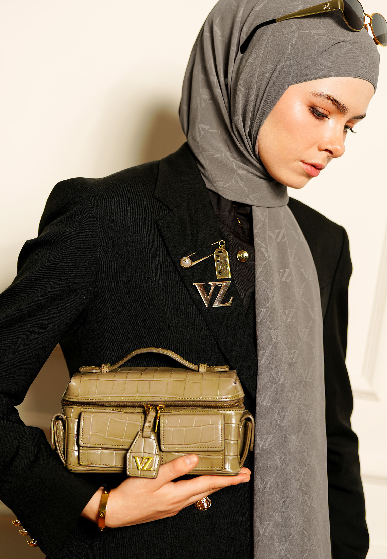 VZ Signature Embossed Pashmina - Tanner Brown - Image 6