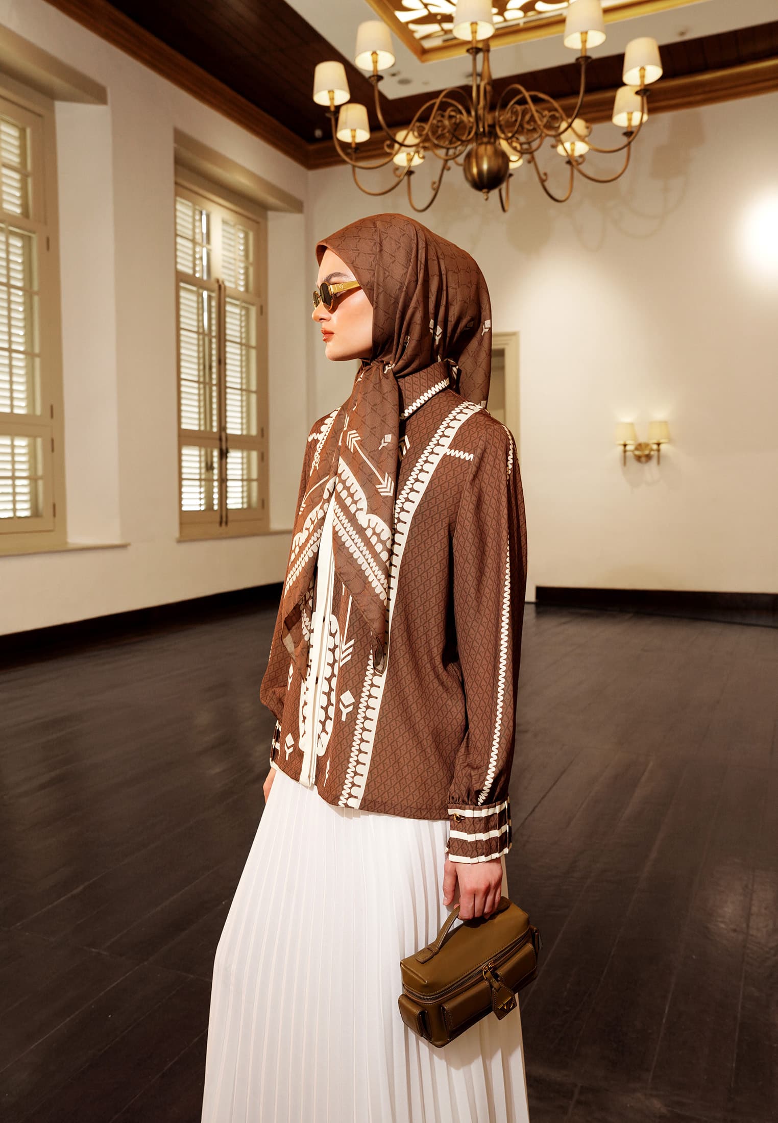 VZ Mavelyn Top - Brown - Image 4
