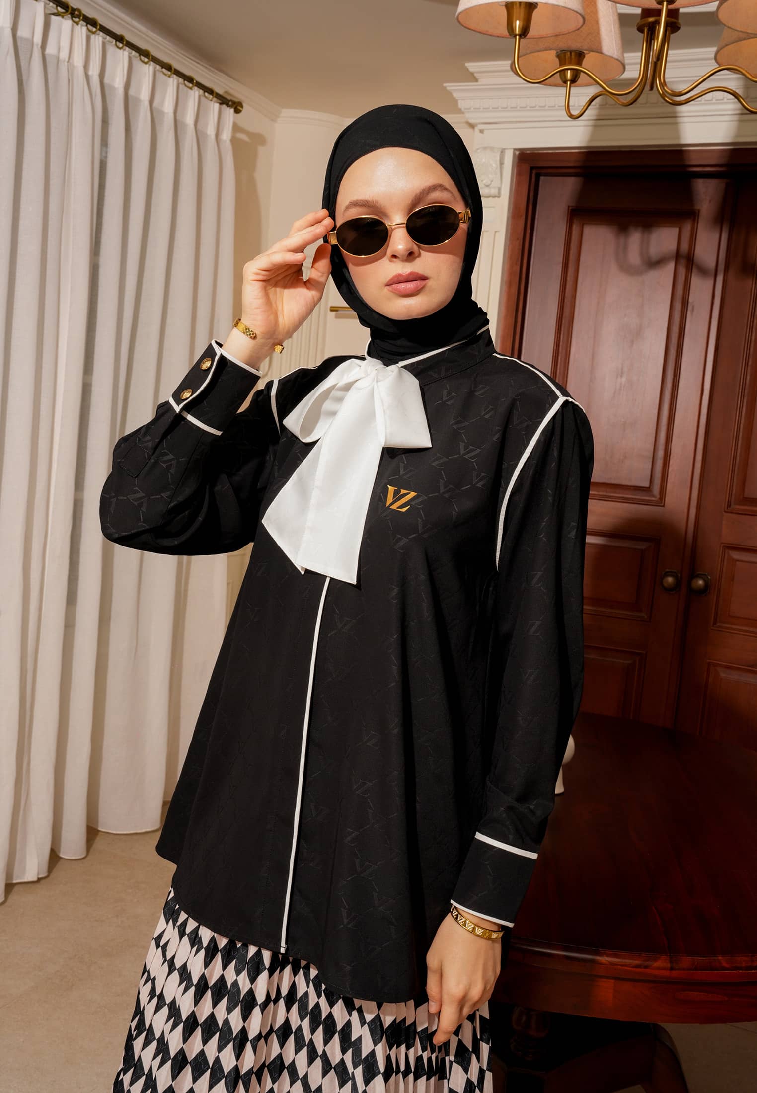 VZ Orielle Top - Black - Image 3