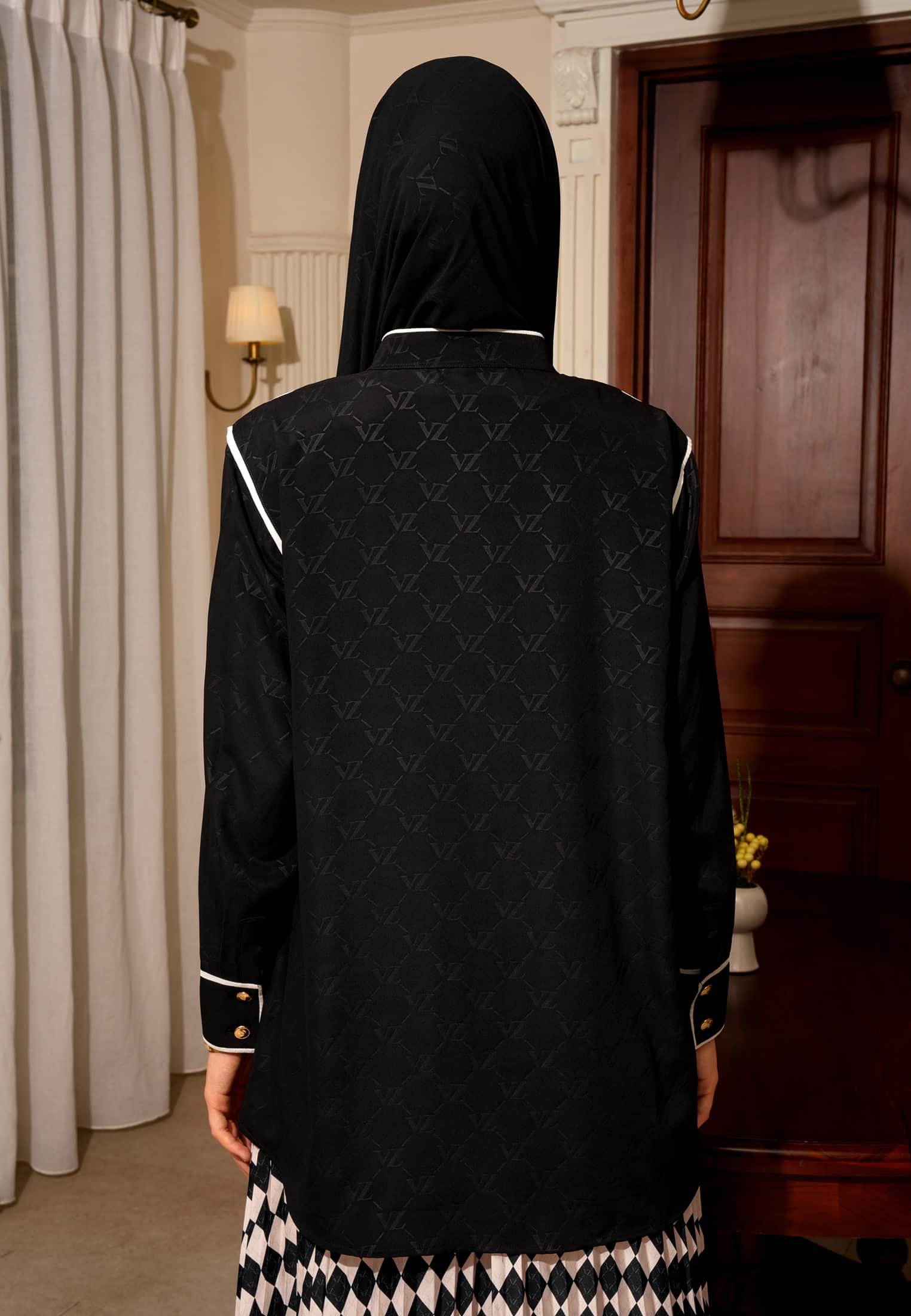 VZ Orielle Top - Black - Image 9