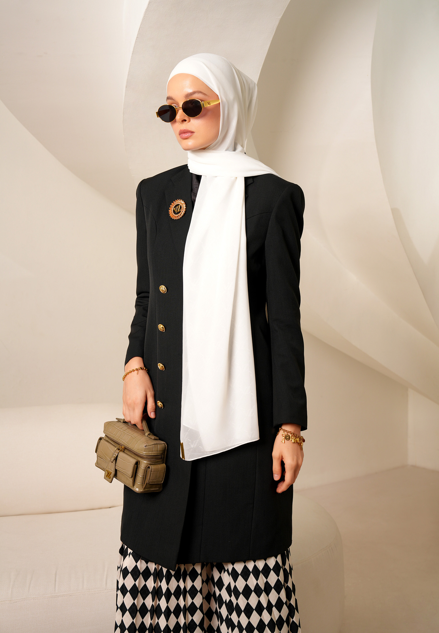 VZ Signature Embossed Pashmina - Broken White - Image 3