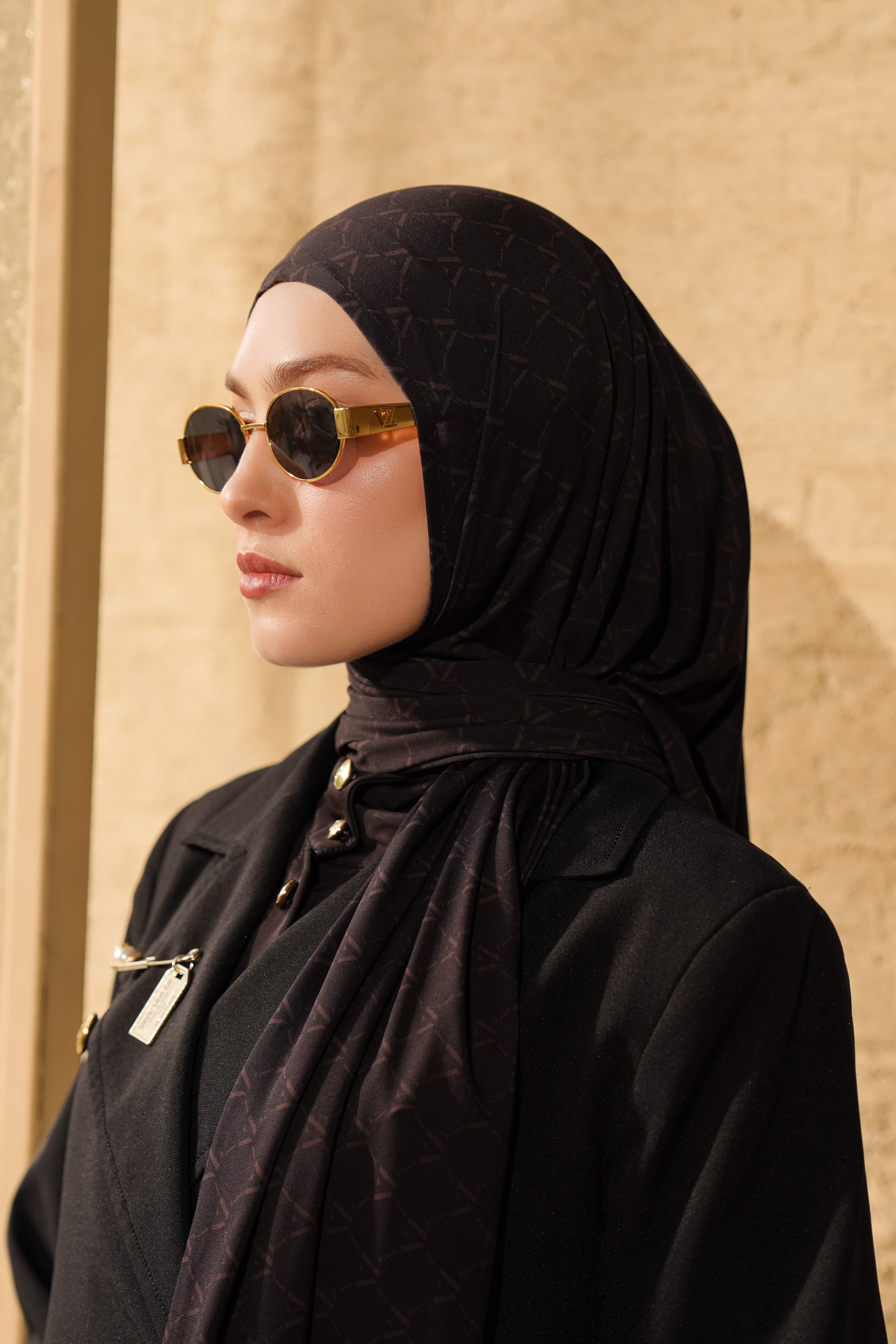 VZ Vivere Instant Veil - Black - Image 4