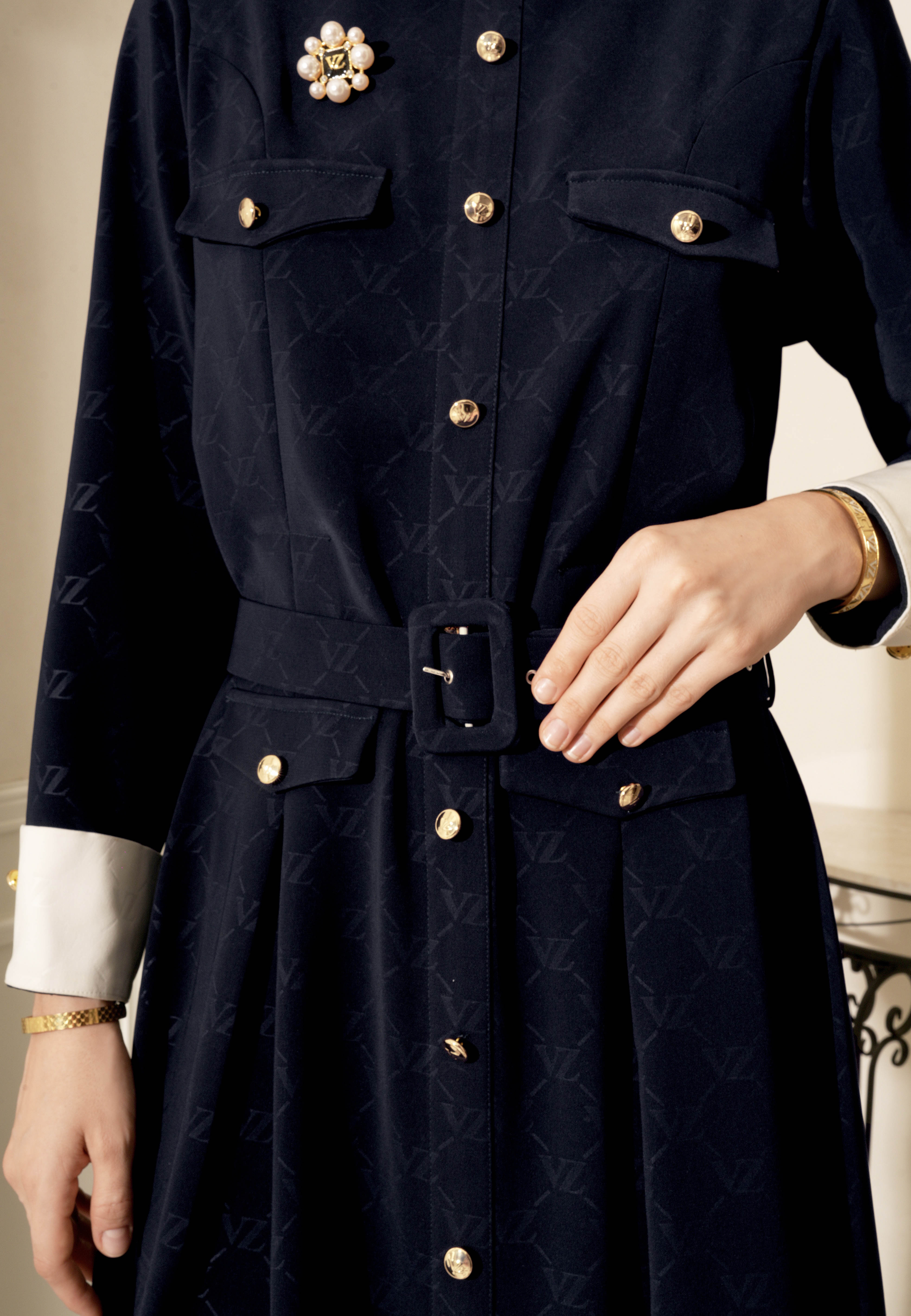 VZ Eleanor Dress - Navy - Image 11