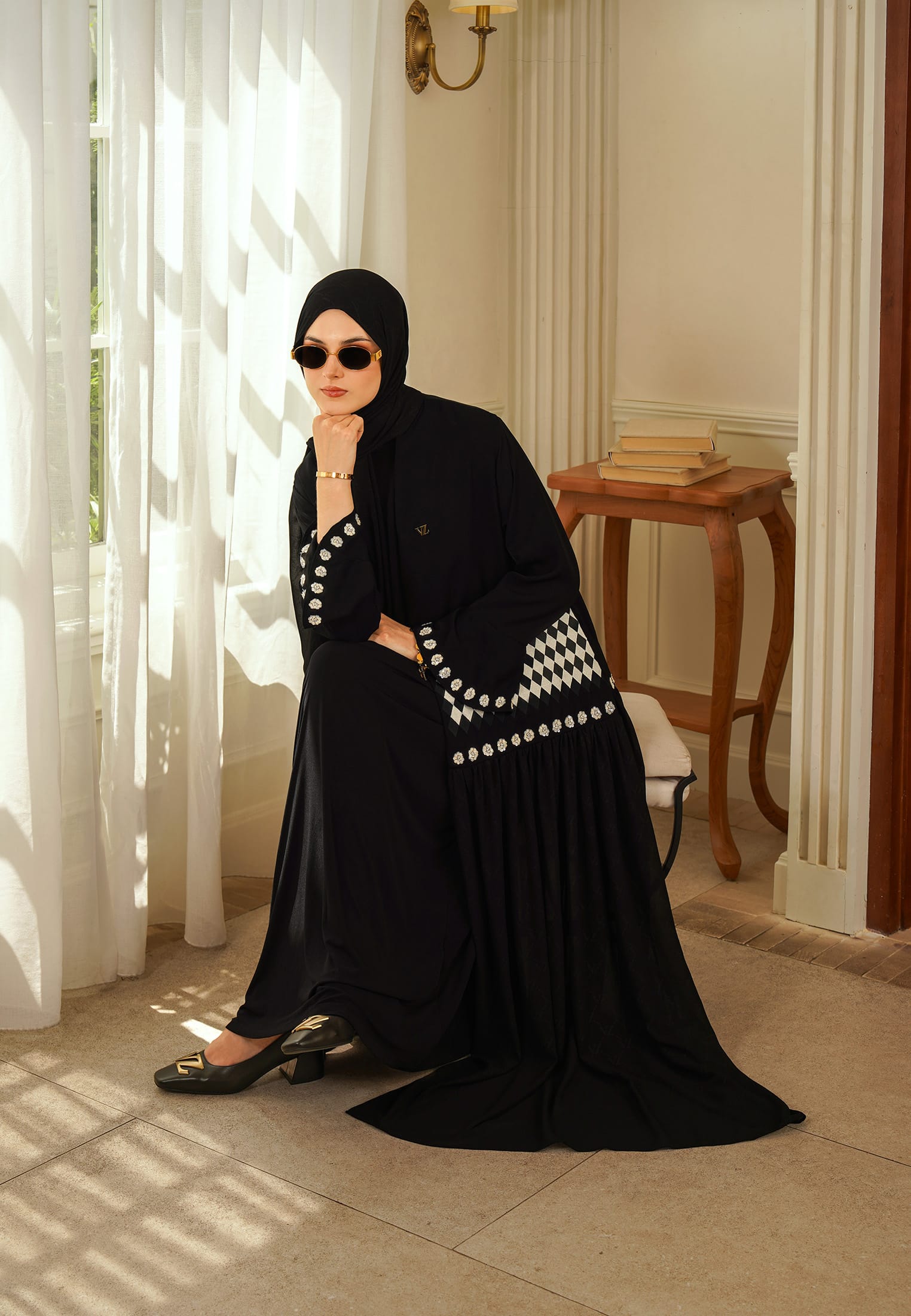 VZ Alnaira Set Abaya - Black - Image 6