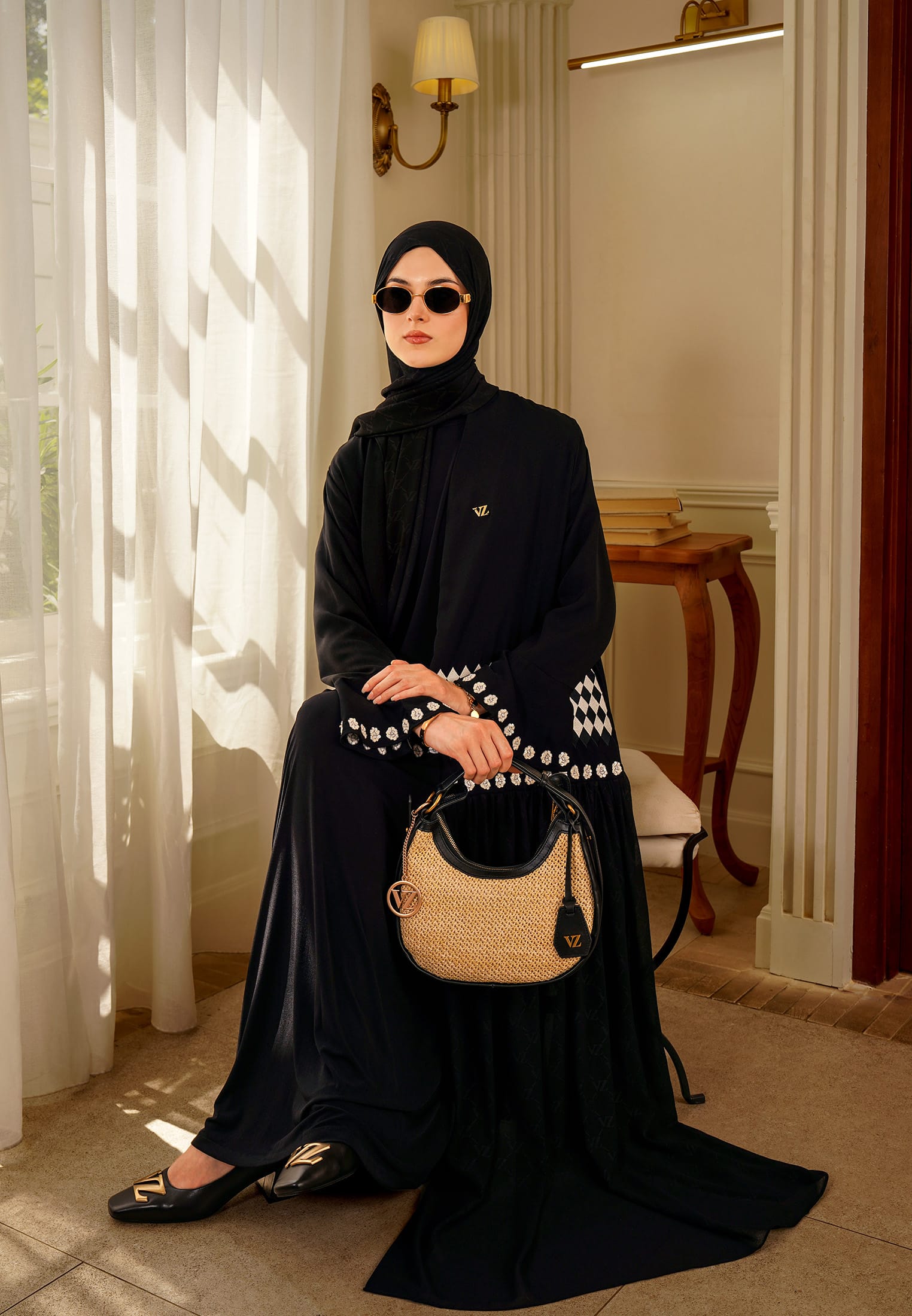 VZ Alnaira Set Abaya - Black - Image 5