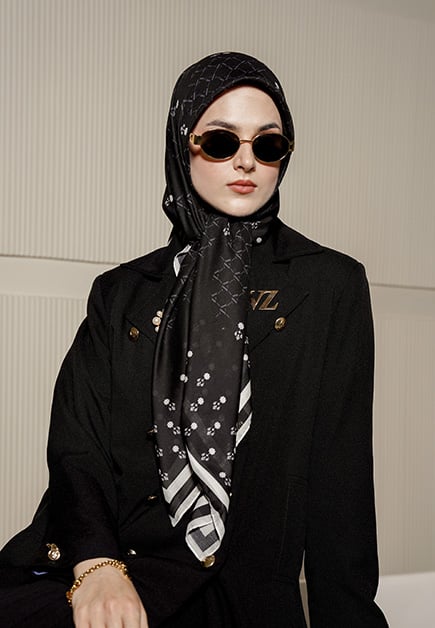 VZ Delune Scarf - Black