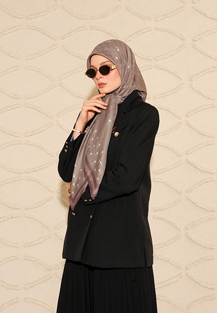 VZ Delune Scarf - Prairie Sand - Image 4