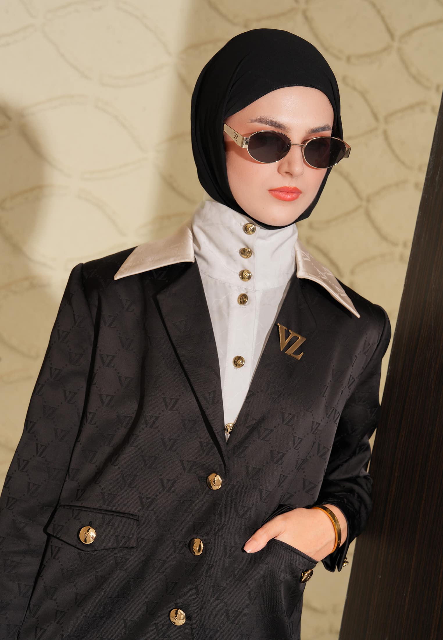 VZ Neoma Blazer - Black - Image 5