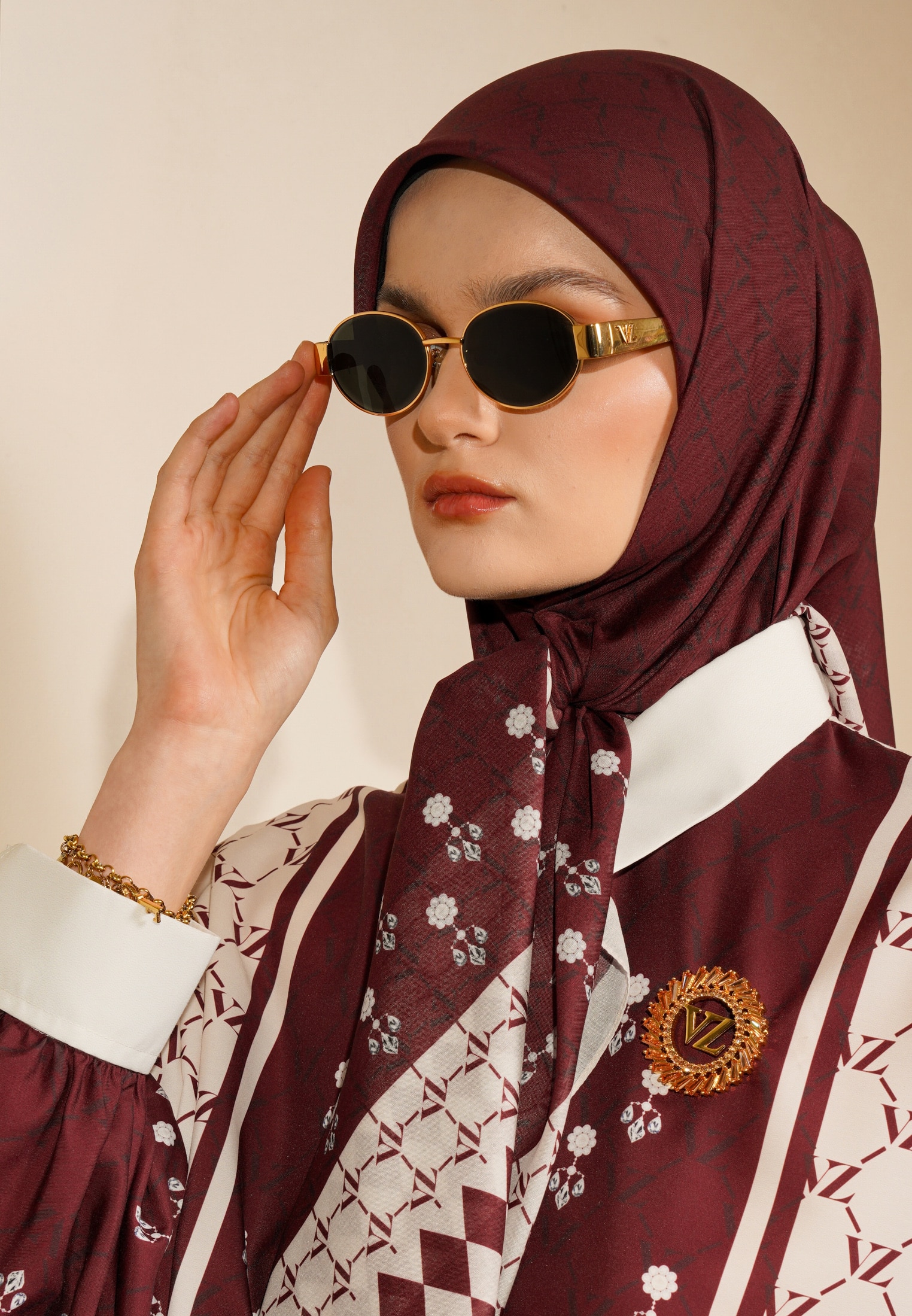 VZ Galechka Top - Maroon - Image 6