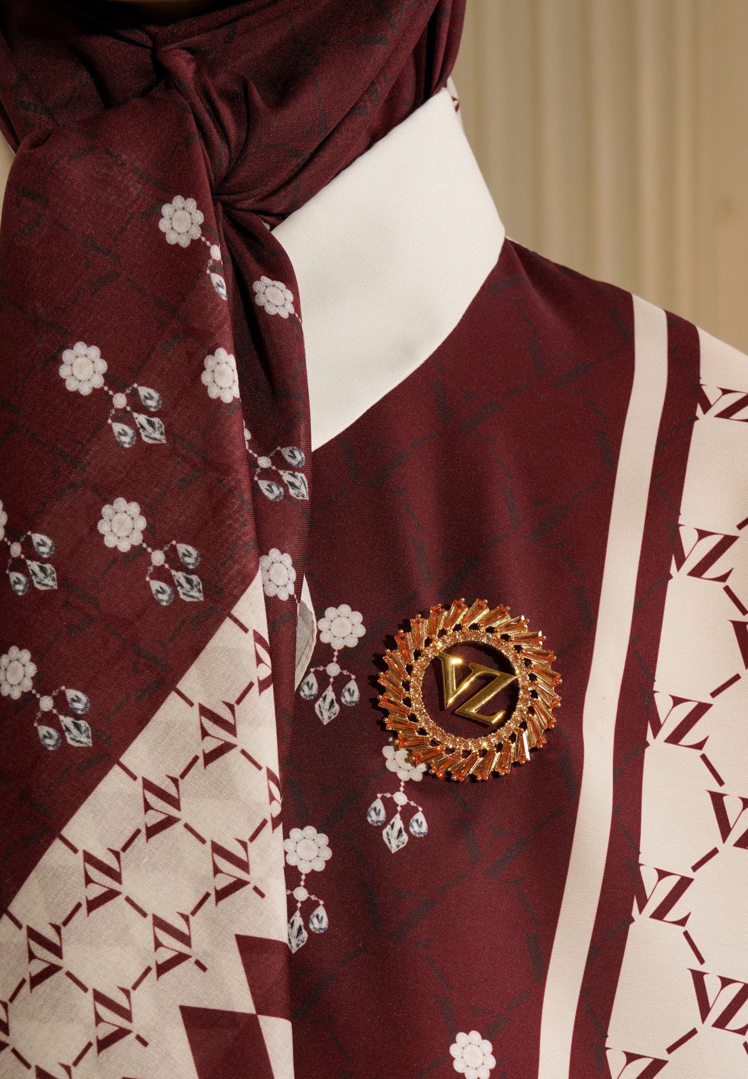 VZ Galechka Top - Maroon - Image 7