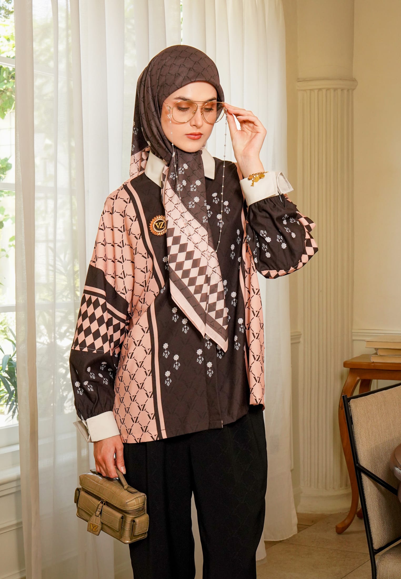 VZ Galechka Top - Peach - Image 6