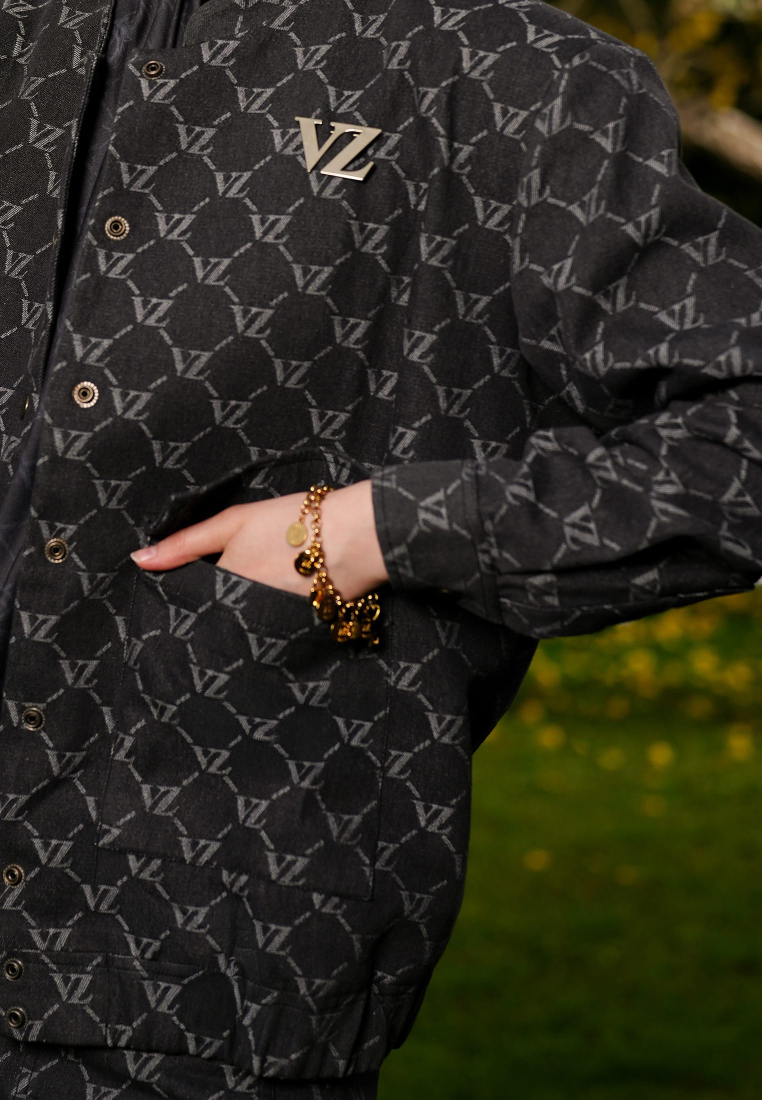 VZ Signaire Jacket - Charcoal - Image 6
