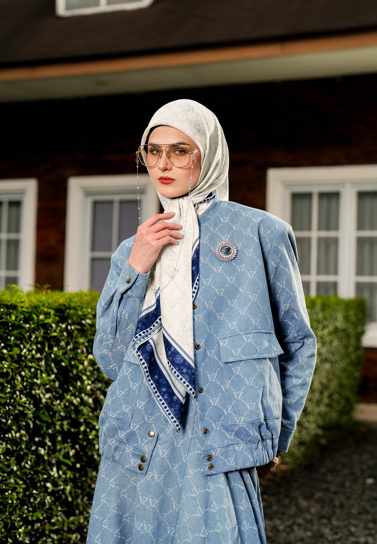 VZ Signaire Scarf 2.0 - Light Blue - Image 4