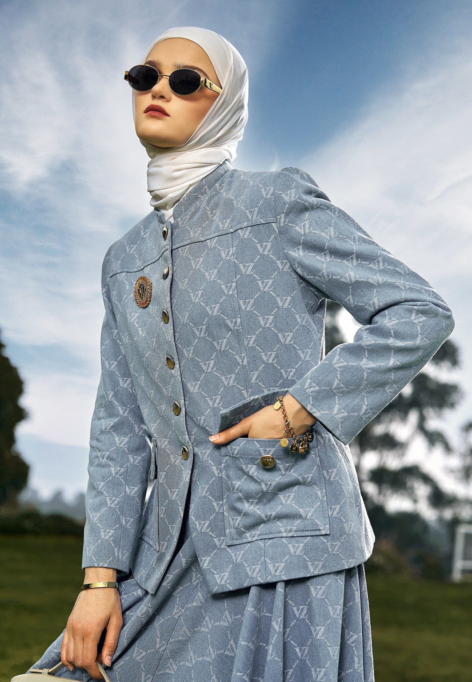 VZ Signaire Skirt Set - Light Blue - Image 5